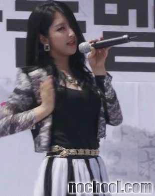 1351581668.gif
